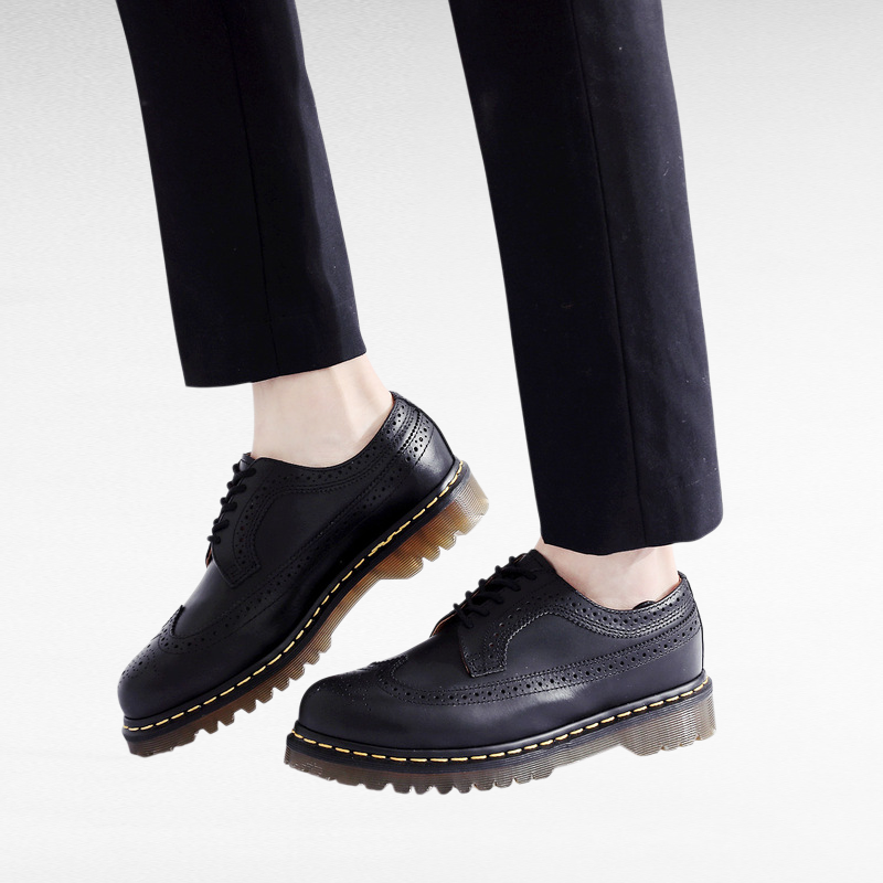 حذاء بوت رجالي كلاسيكي بنقشة بروغ بتصميم بريطاني عتيق