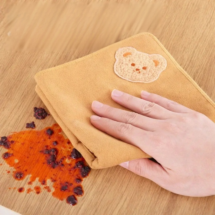 Daim-like Surface Cleaning Cloths