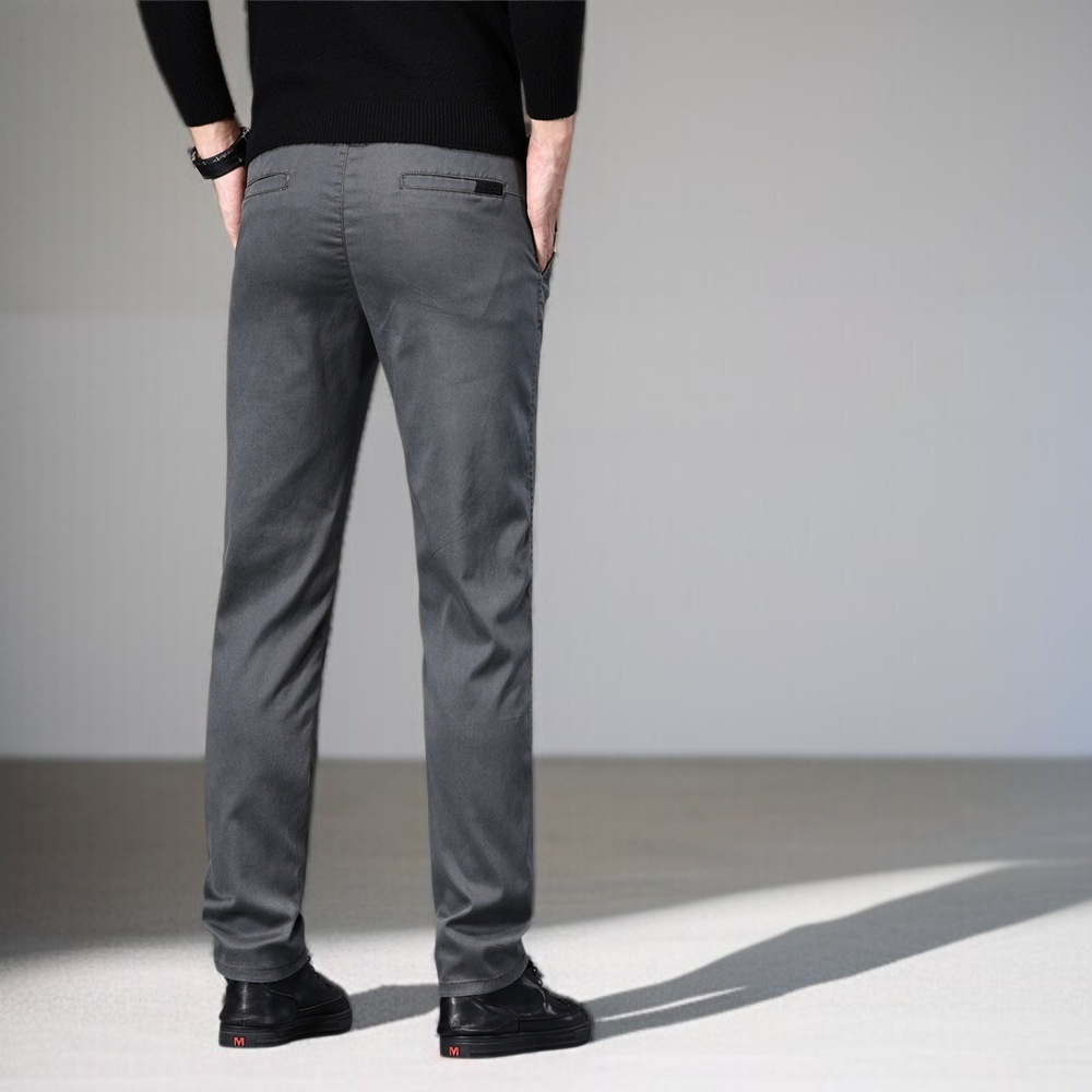 ビジネスカジュアル メンズ スリムストレートパンツ ストレッチ 春用