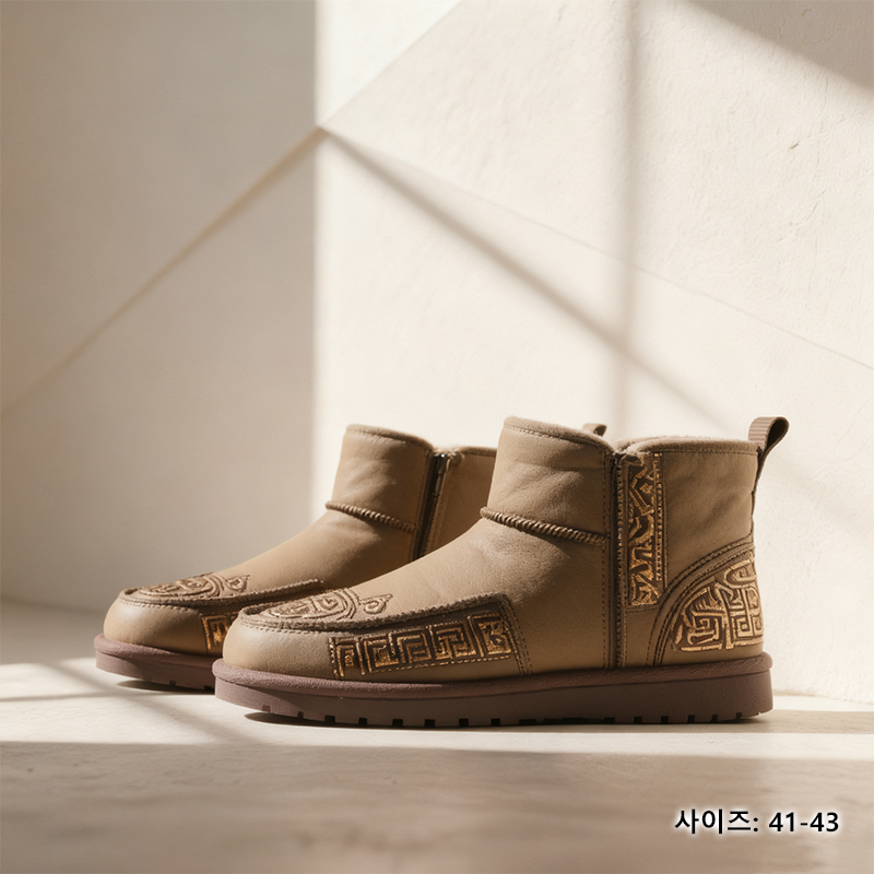 트렌디한 남성 신발 착용 예시