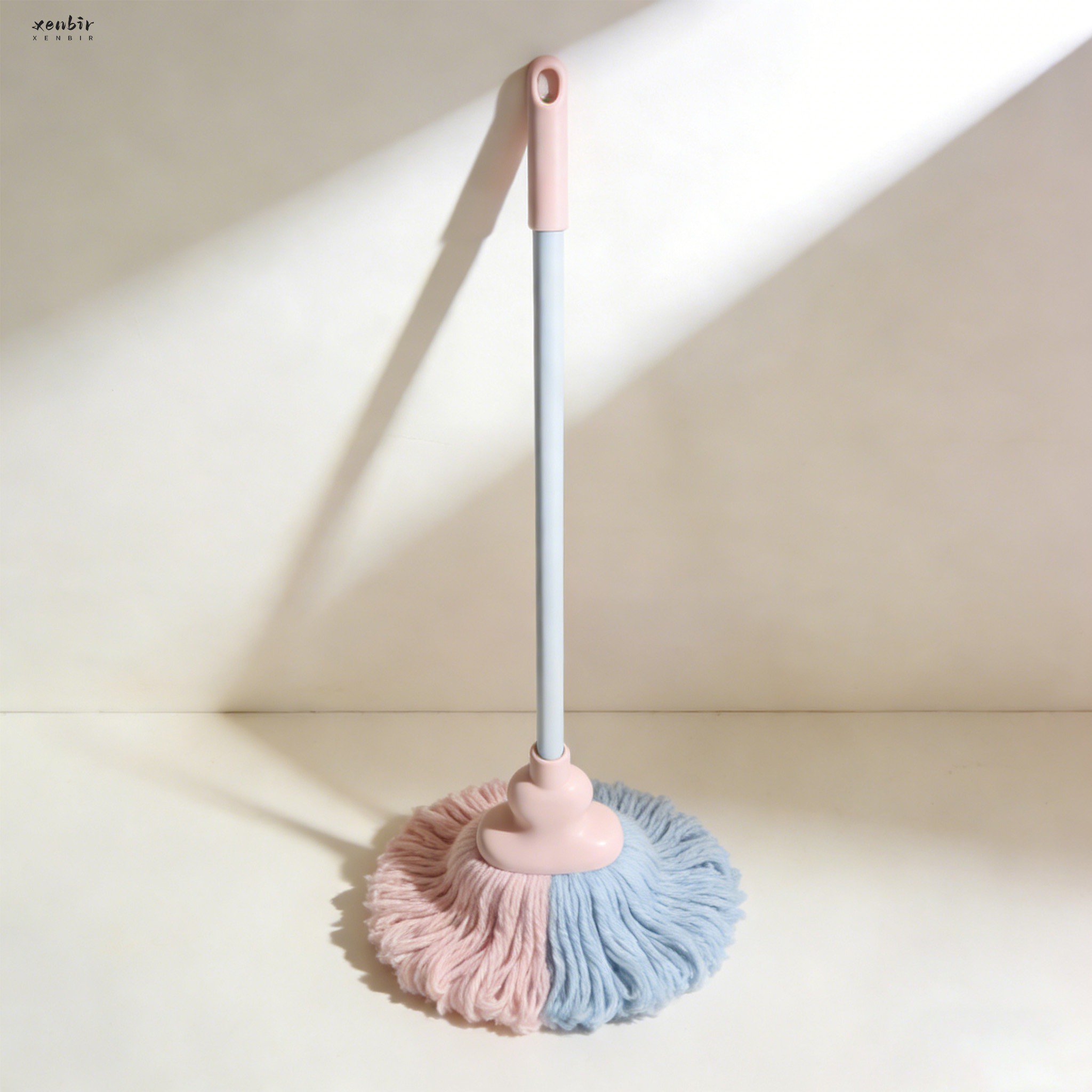 ไม้ถูพื้นแบบหมุนสำหรับทำความสะอาด