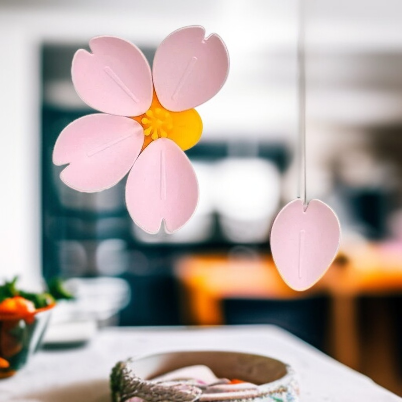 Cherry blossom sealing clip