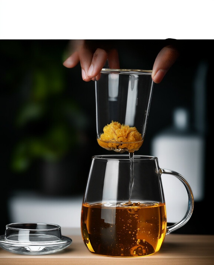 Elegantes Trinkglas für Kaffee, Tee und andere Getränke