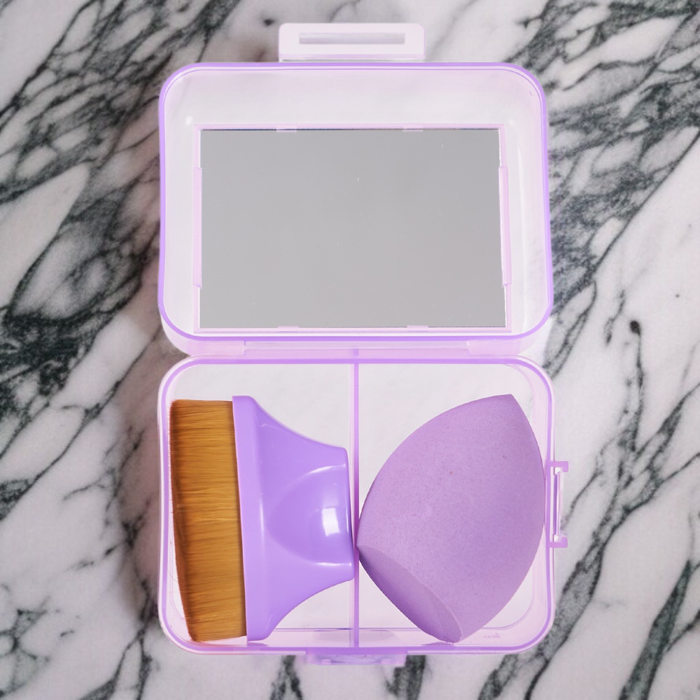 メイクブラシとマッシュルームヘアのメーキャップエッグセット