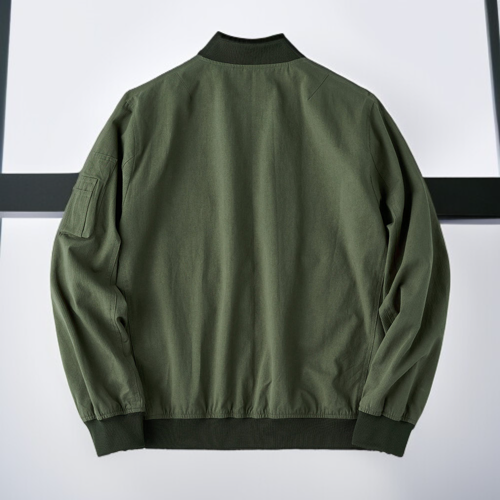 작업 현장에서 입는 아메리칸 파일럿 재킷