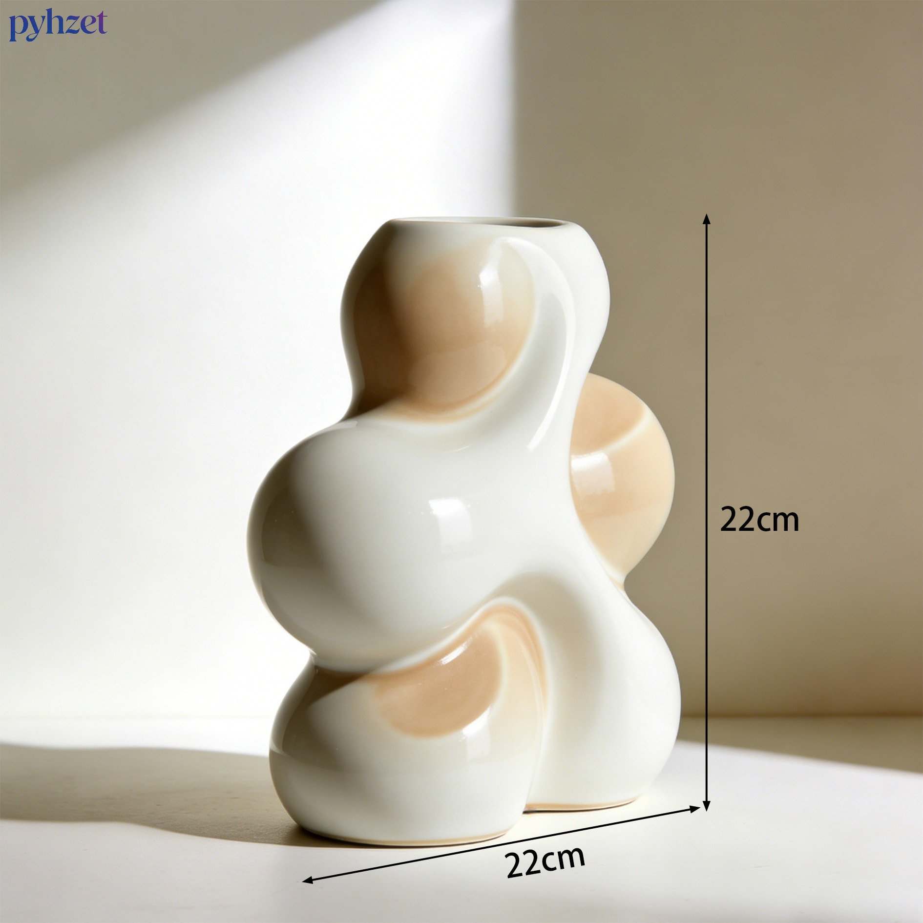 ユニークな形状のホームデコレーション雑貨