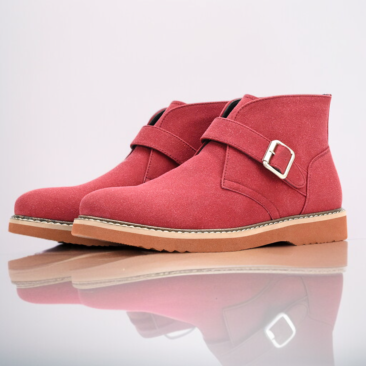 秋冬ファッションに最適なメンズレトロブーツ