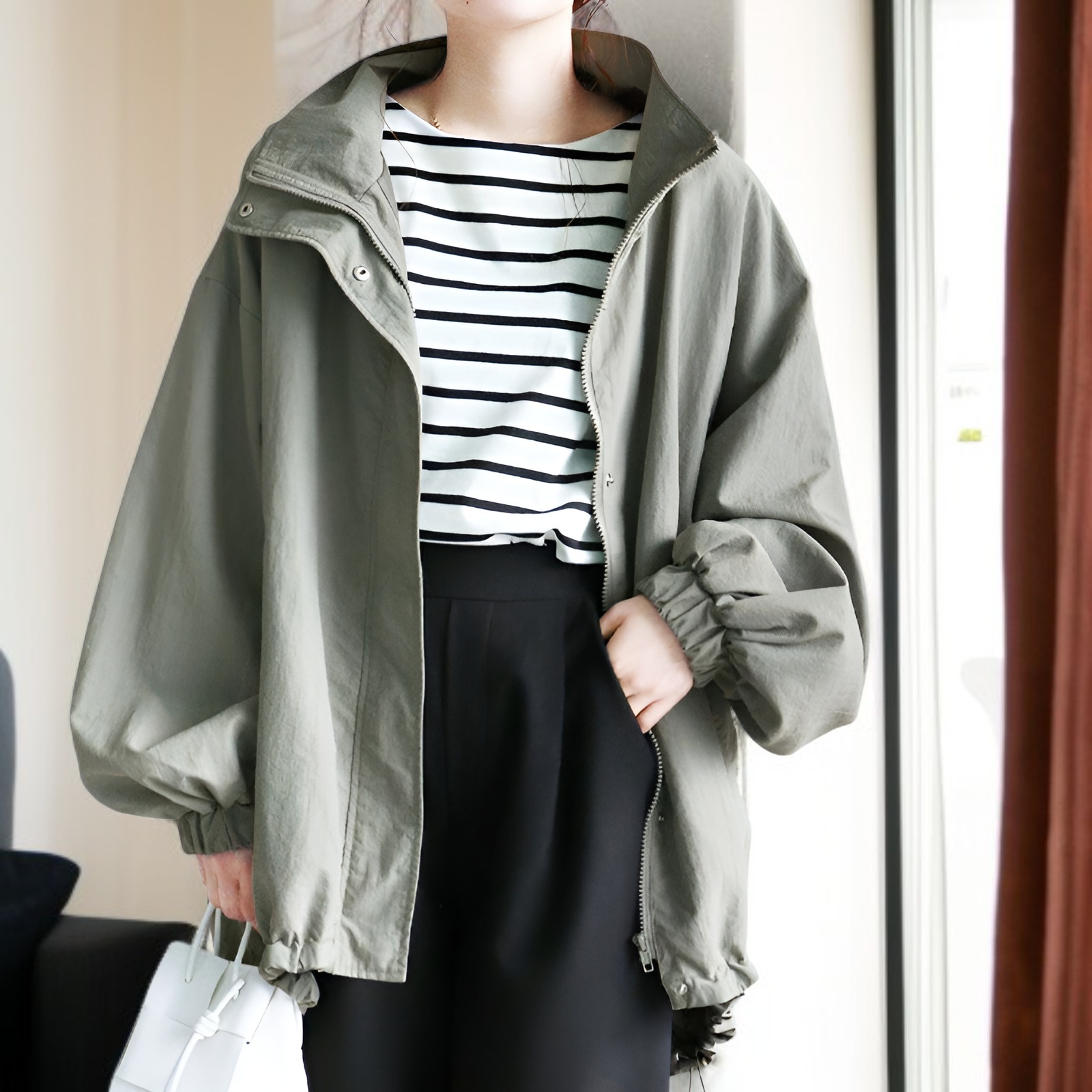 レディースカジュアルゆったりフードコート