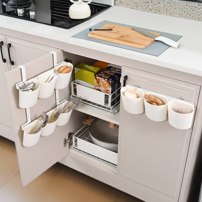 Leichtes luxuriöses Wandregal für die Küche Abnehmbarer gestufter Korb aus Kohlenstoffstahl zum Aufh