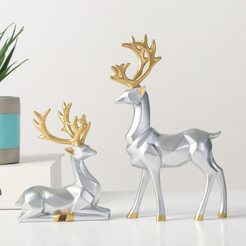 Moderne Hirschfigur als Dekoration