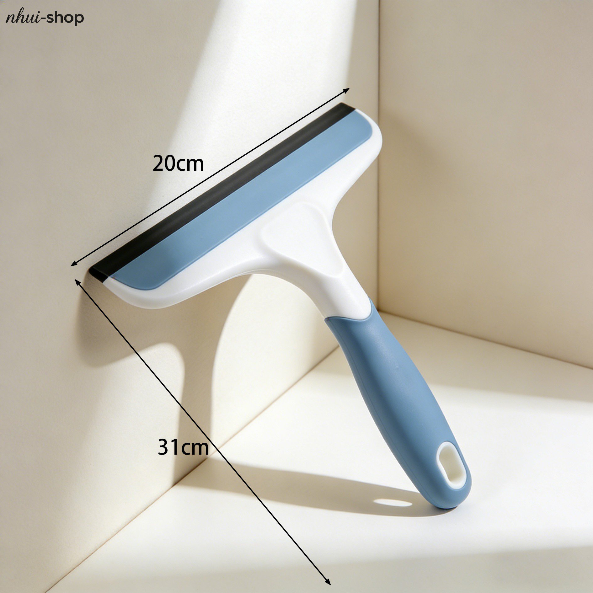 鏟刀應用於瓷磚清潔場景