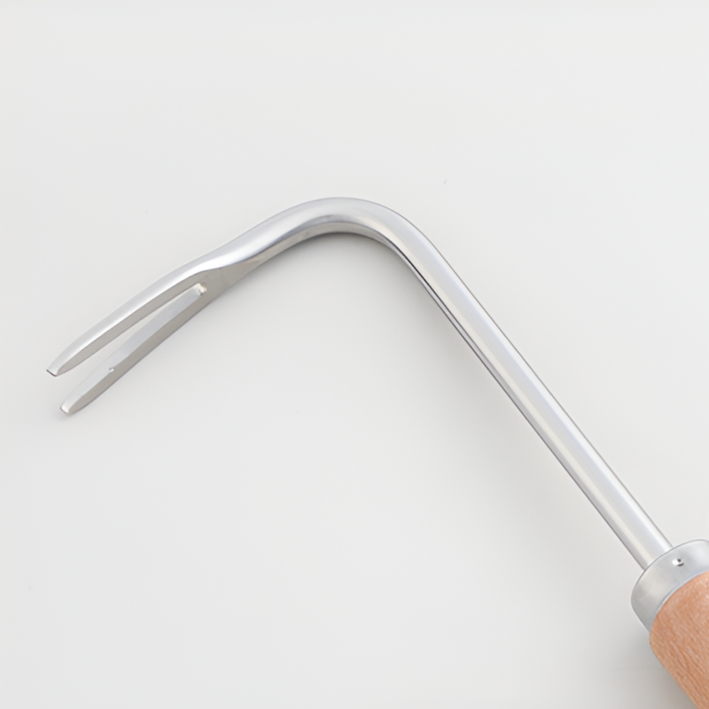 木製ハンドルの除草機