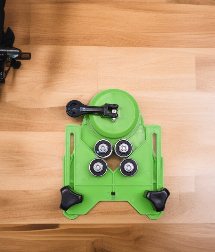 멀티씬 적용 가능한 유리 타일 펀치