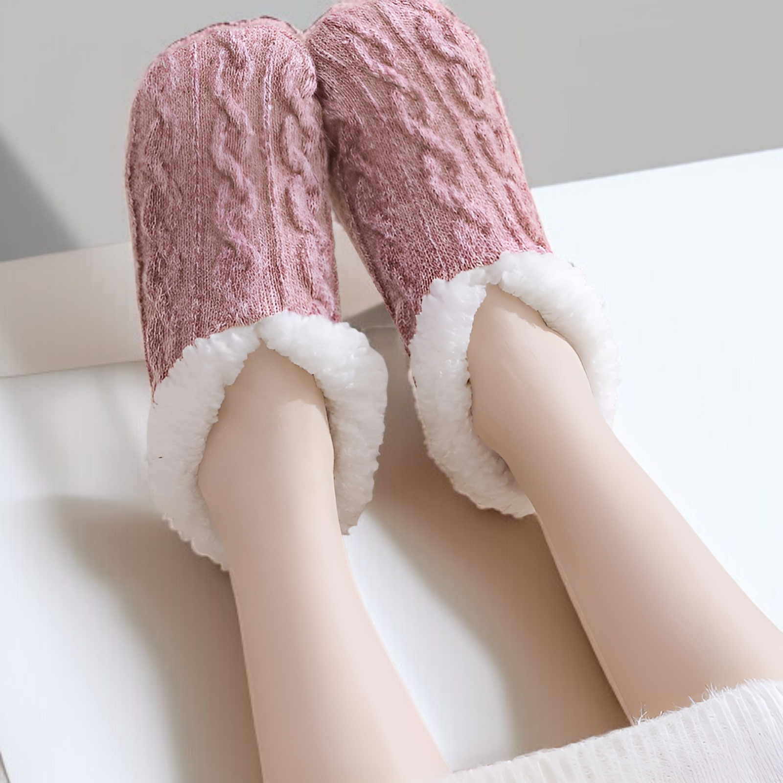 女士淺口地板襪穿著效果圖