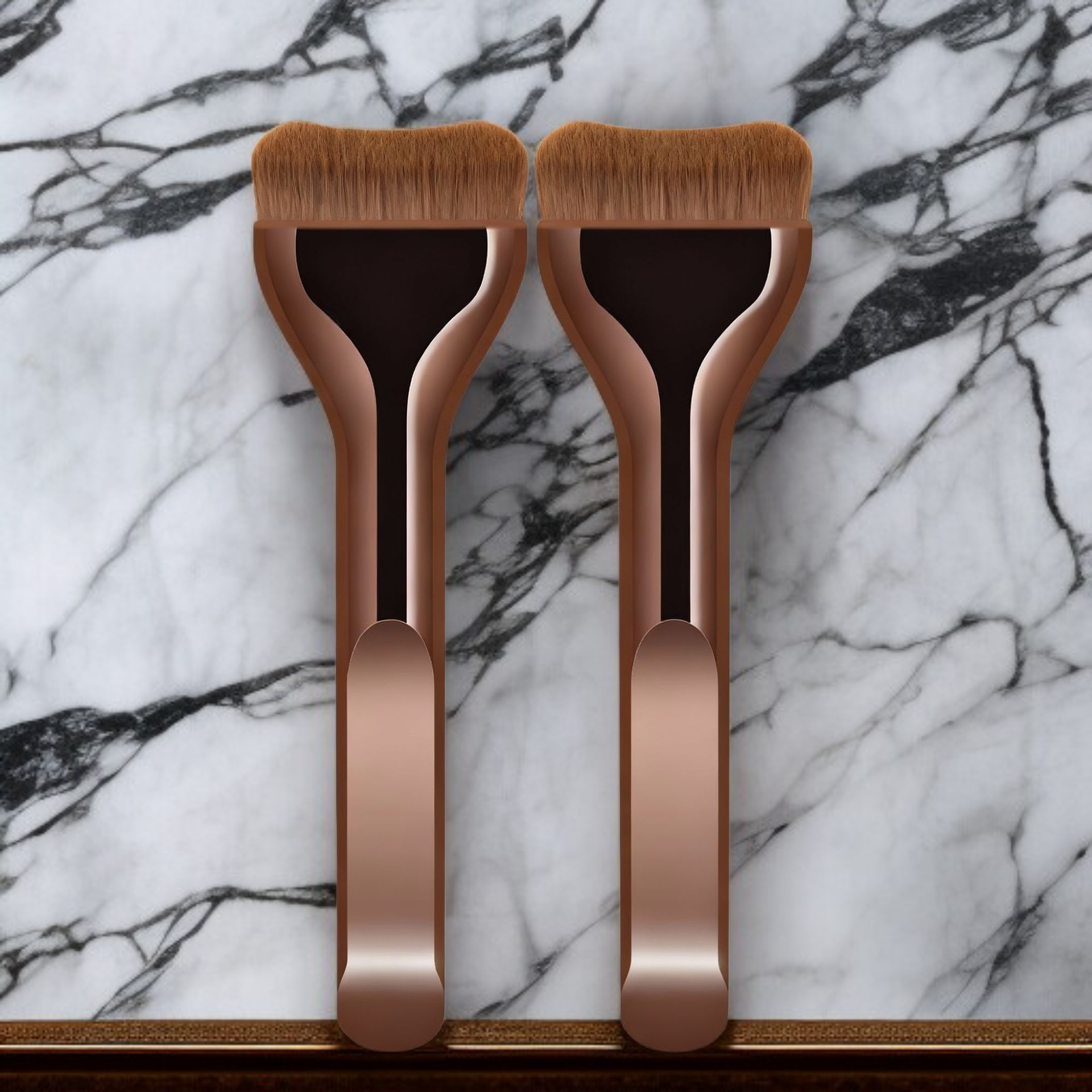 均一にファンデーションを塗る舌型ブラシ