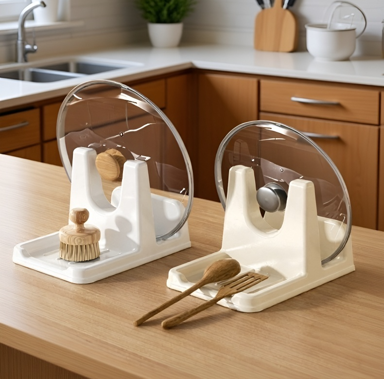 실용적이고 깔끔한 주방 선반 이미지