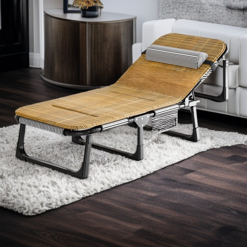 가정용으로 휴대가 간편하고 접이식인 1인용 침대