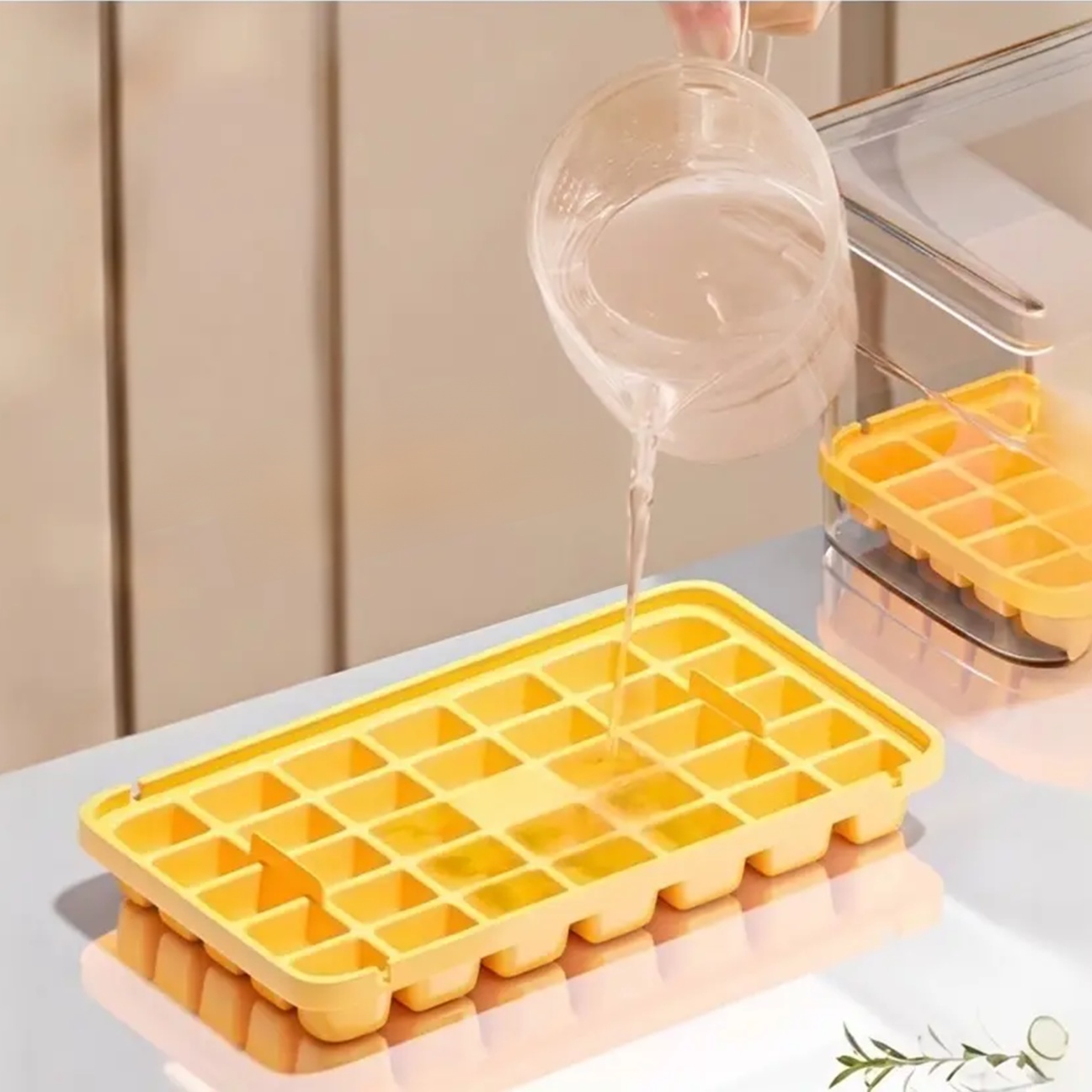 Food Grade Large Capacity Home Press Ice Cube Tray, Ice Storage Container