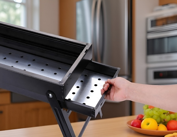 이동이 편리한 손잡이 디자인의 바비큐 그릴