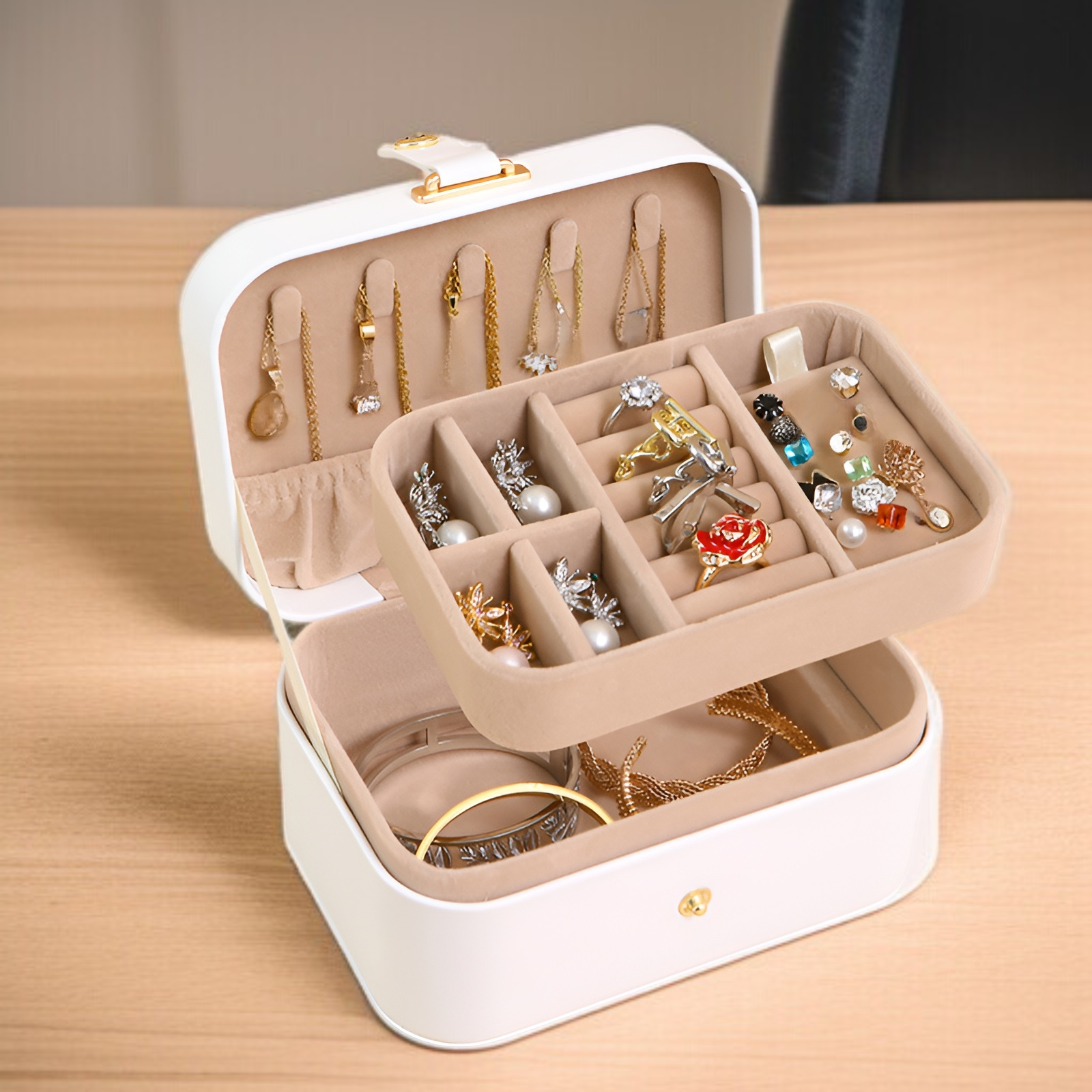 Caja de almacenamiento de joyas de viaje portátil de dos capas para collares, aretes y anillos