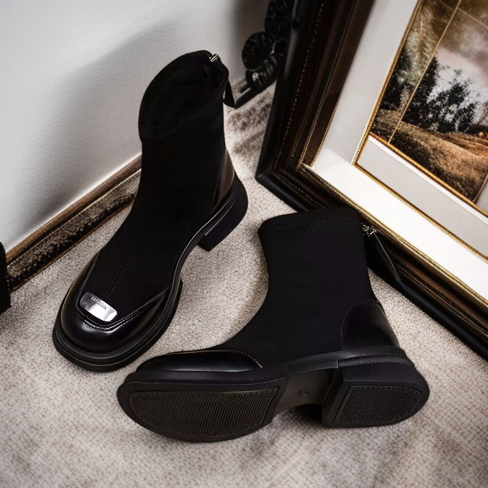 女性用小さめ厚底マーティンブーツ  ハイエンド スキニー ベアブーツ フレンチ 厚底ショートブーツ