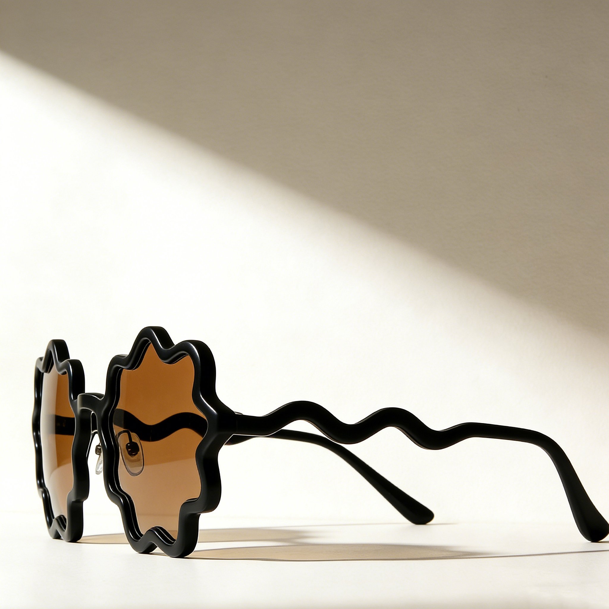 UVカットサングラスの全体画像