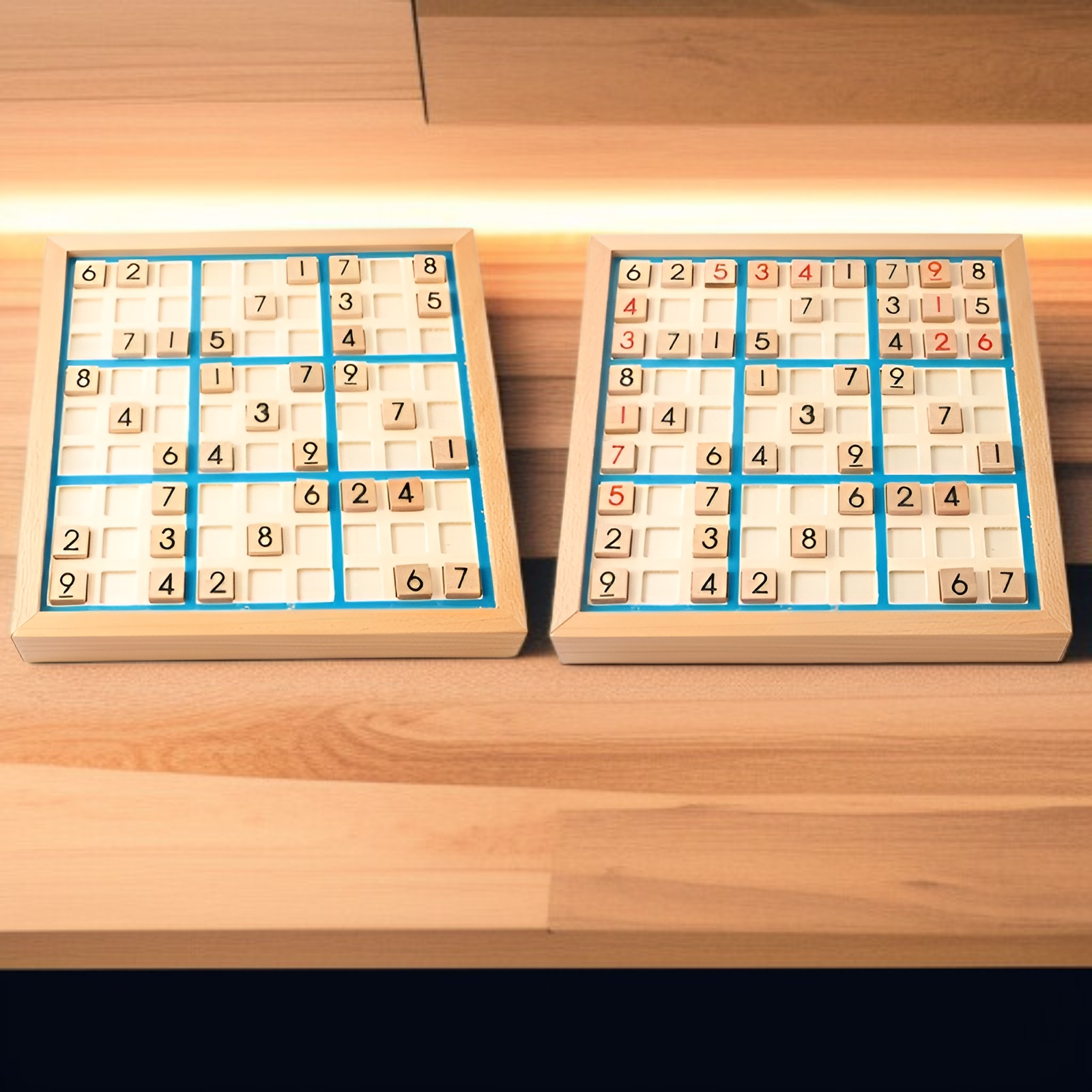 Drewniana plansza do gry w sudoku z dziewięcioma polami