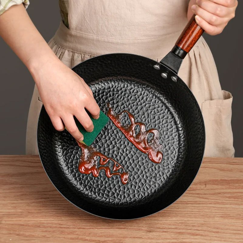 Hammer Patterned Flat Bottom Non Stick Pan