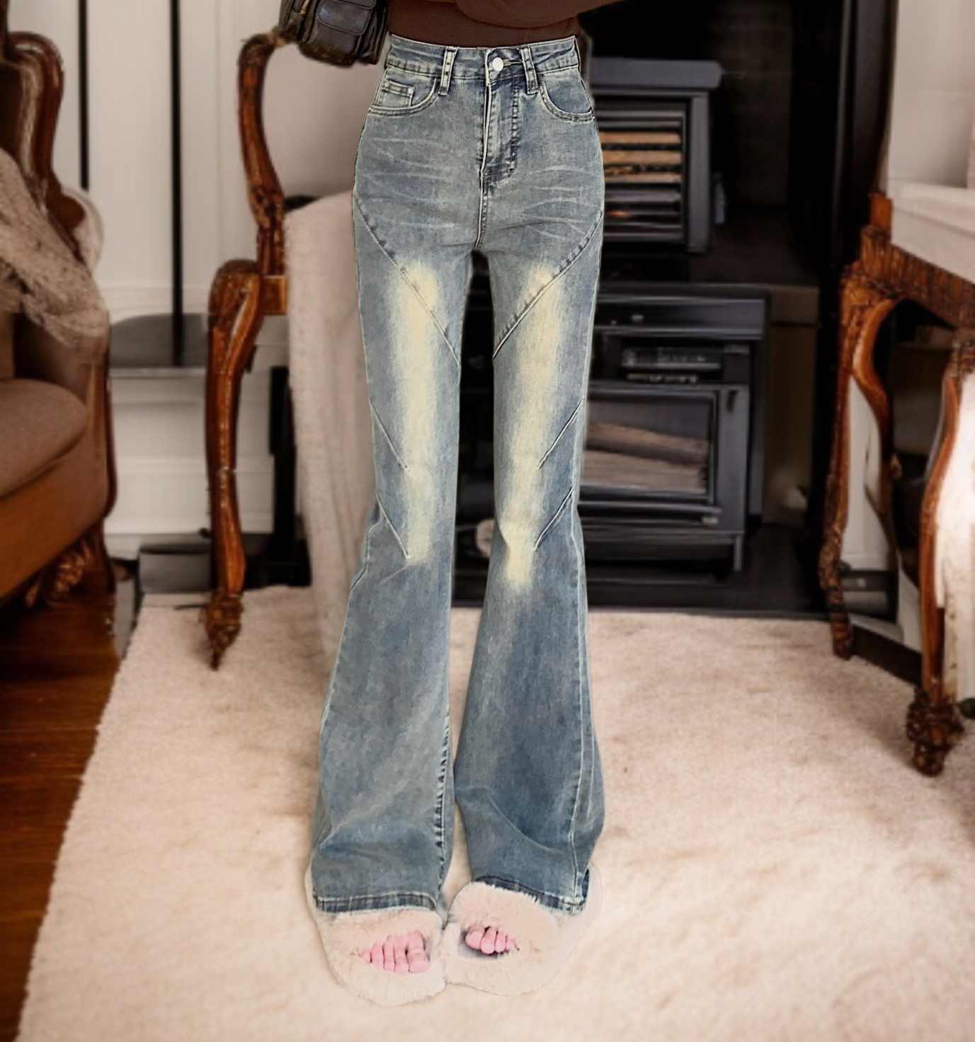 カジュアルコーデに合うフレアデニム