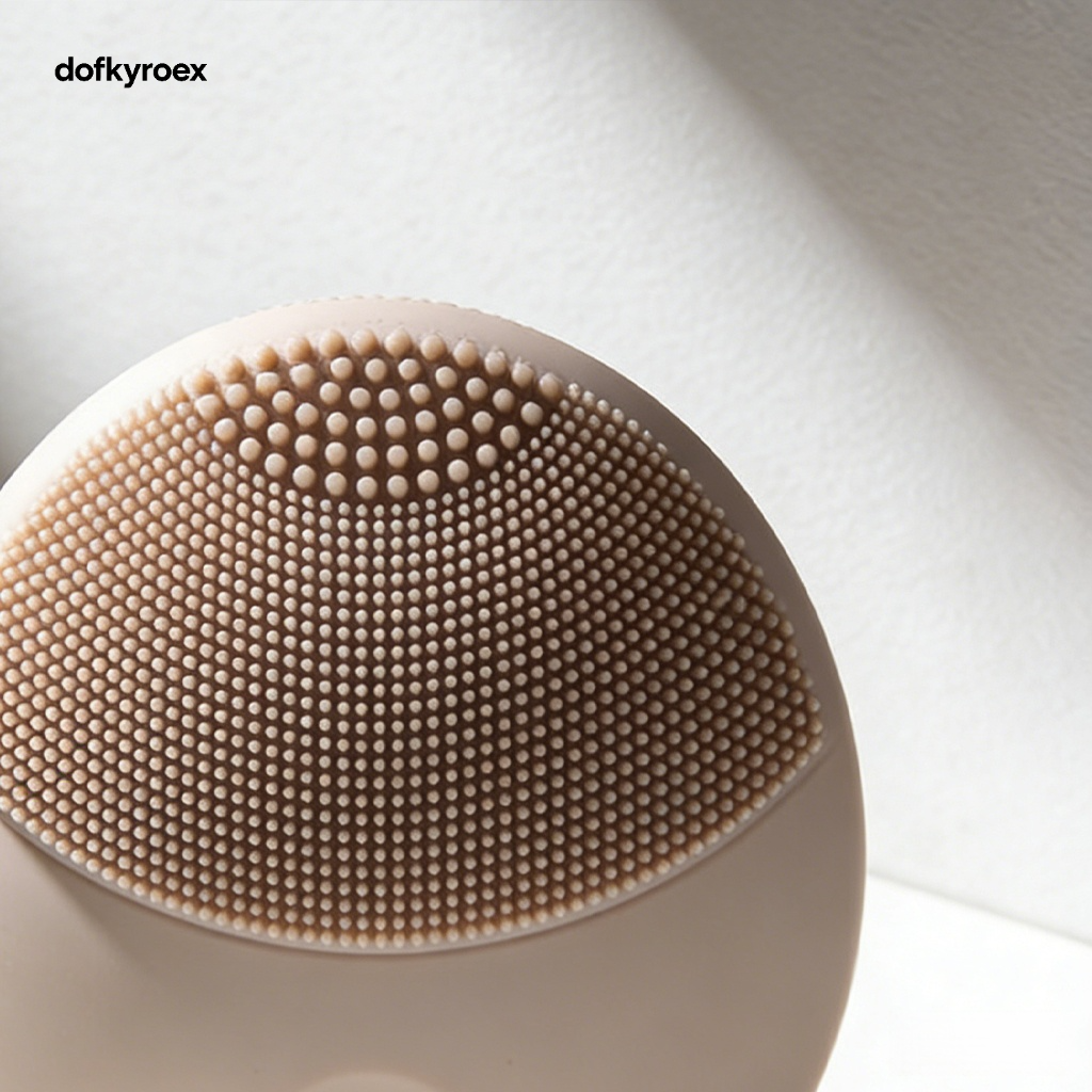 Facial cleansing device front view