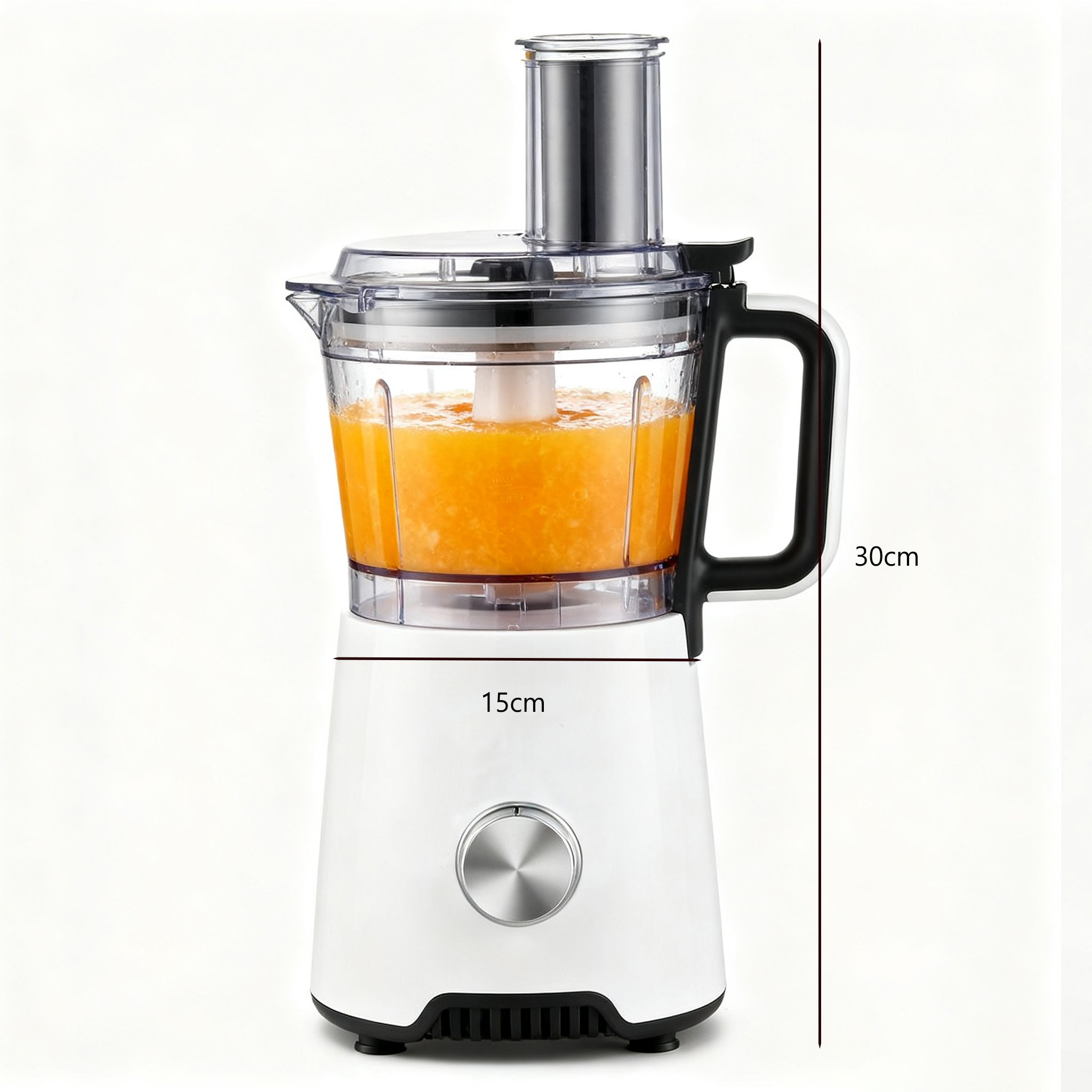 新鮮なフルーツと電動ジューサーの使用シーン