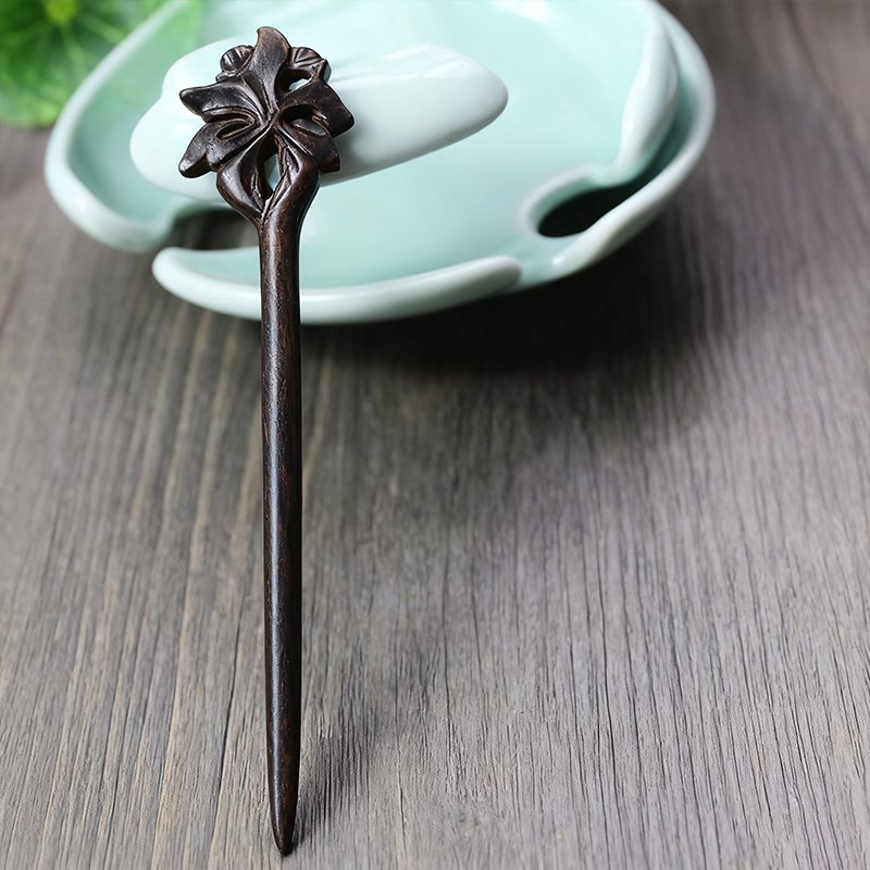 天然檀木手彫り簪（2本セット）