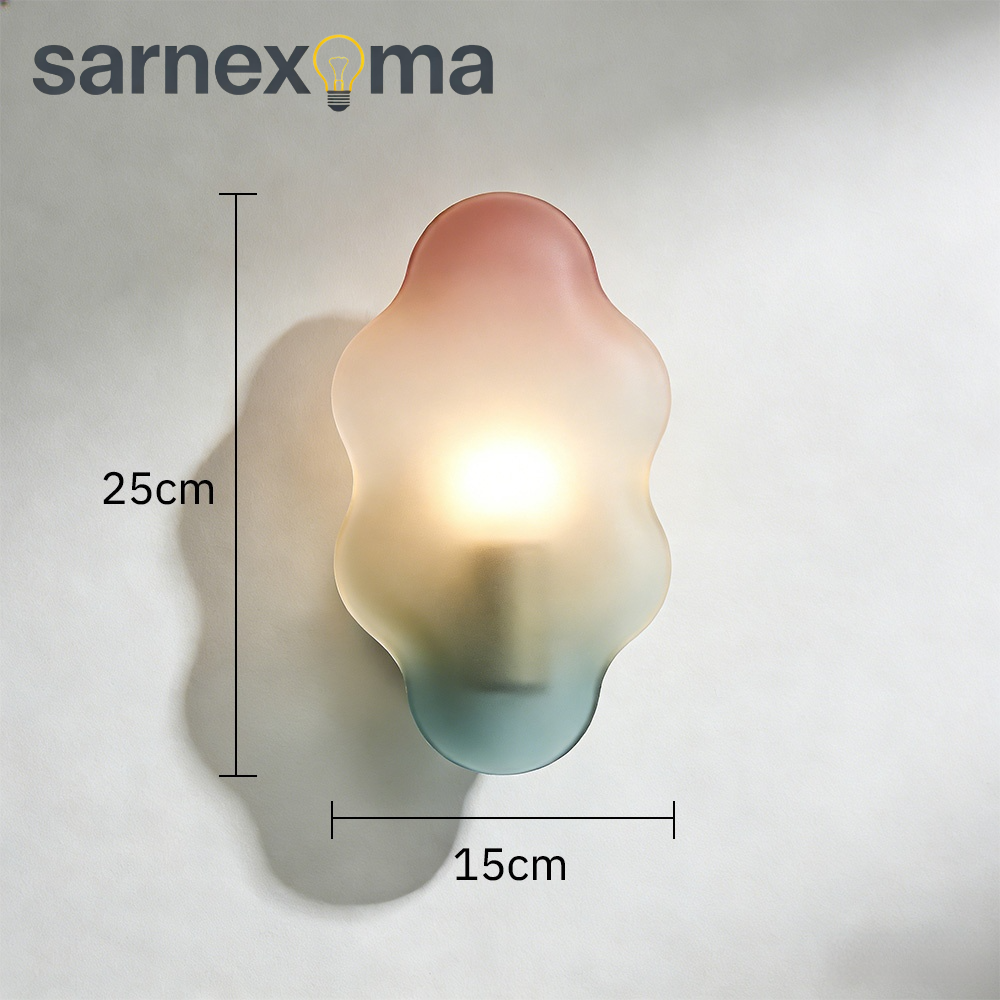 臥室床頭壁燈柔和照明實拍