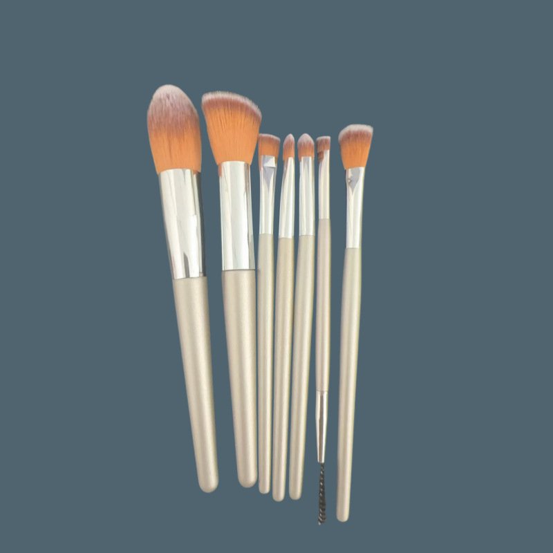 Champagne gold makeup brush