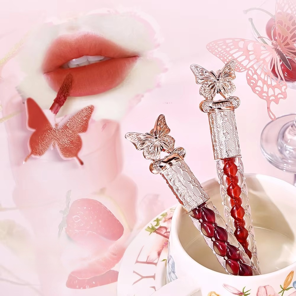 Maquillaje de labios de belleza femenina