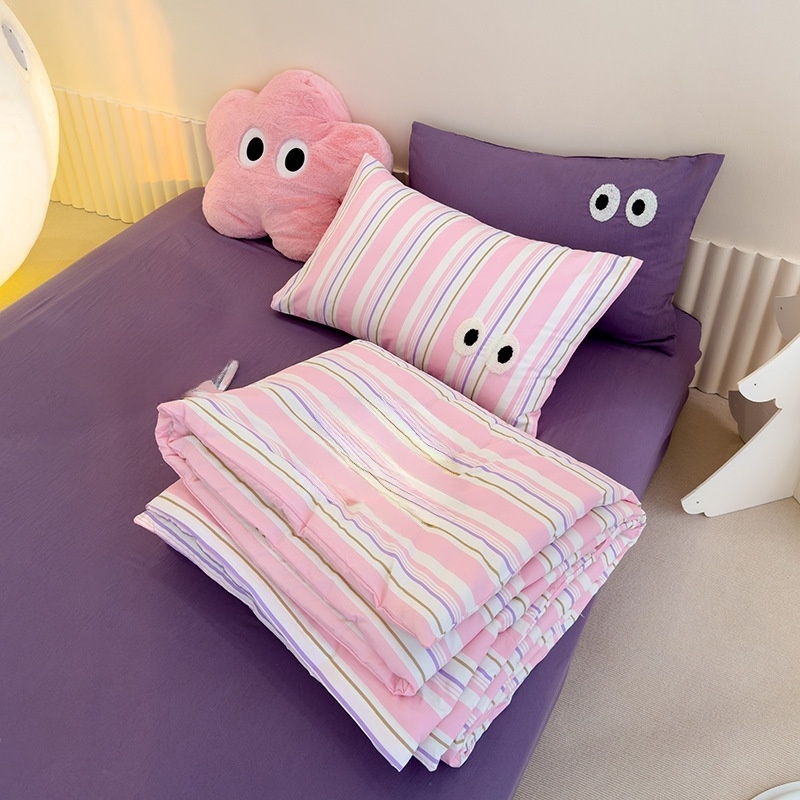 Colcha fresca de verano con algodón de nubes y cuadros