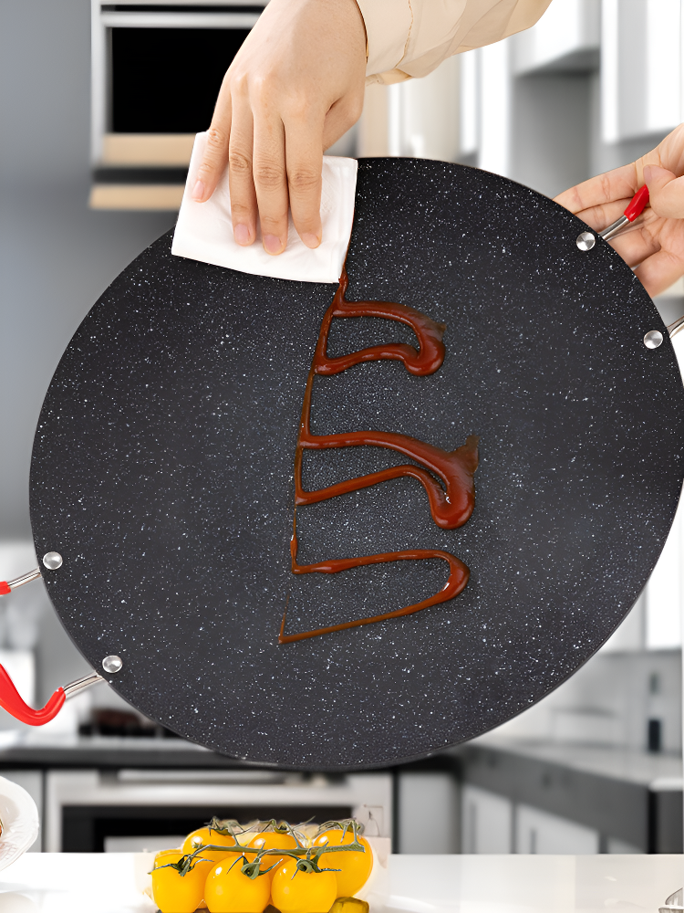 Lightweight polygonal bakeware for convenient baking