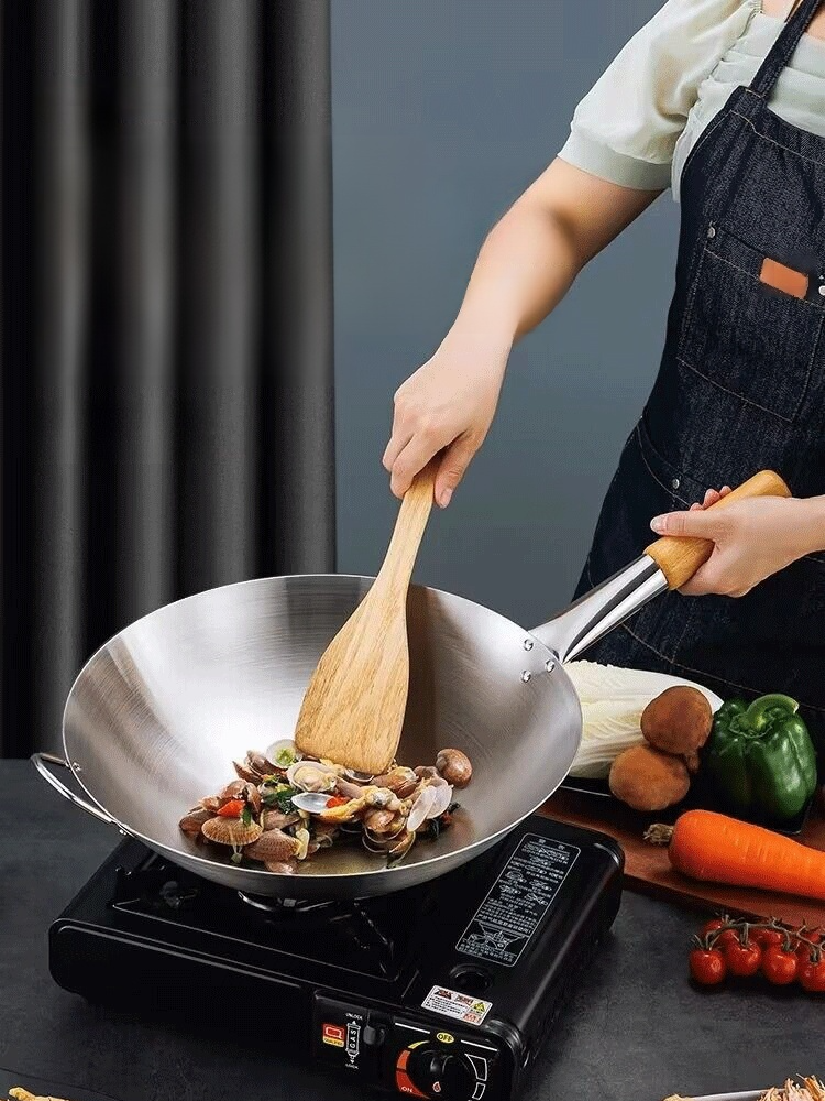 Professional hotel kitchen cookware frying pan