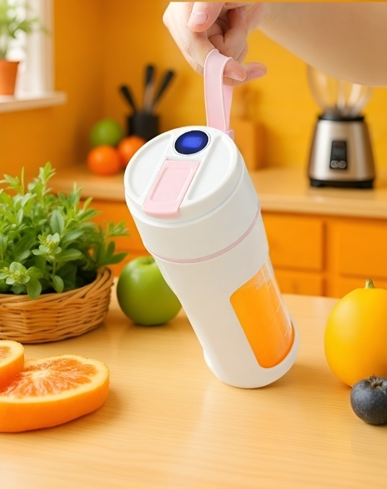 가벼운 무게의 소형 착즙기 컵