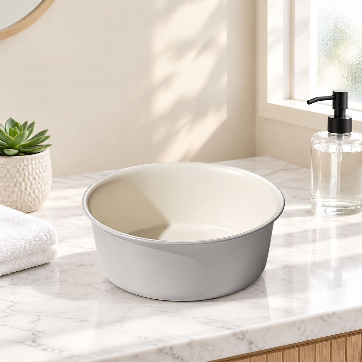 Thickened Plastic Wash Basin