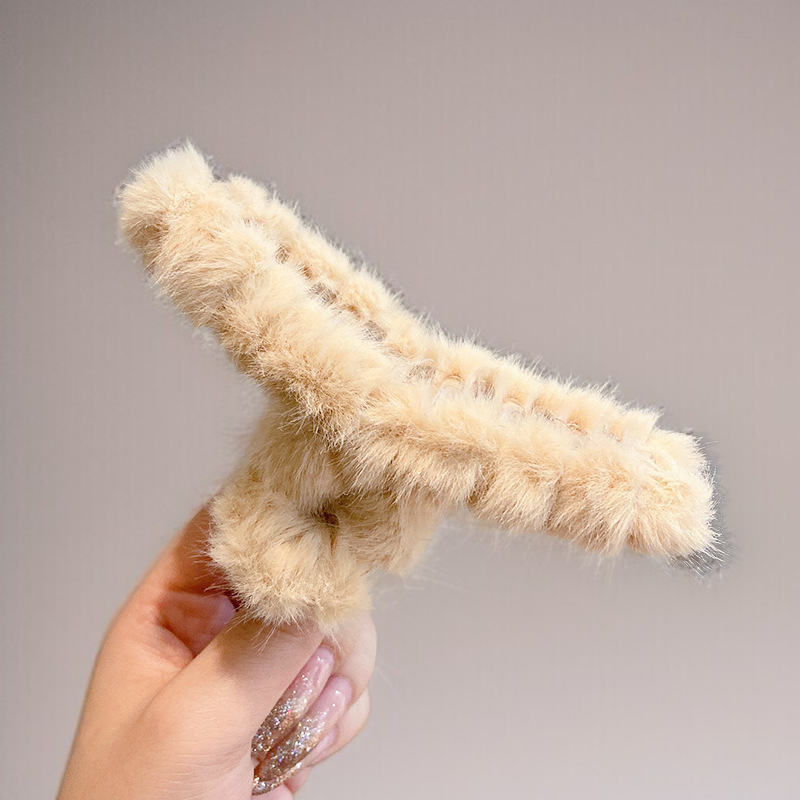 Elegant temperament frosted hair clip