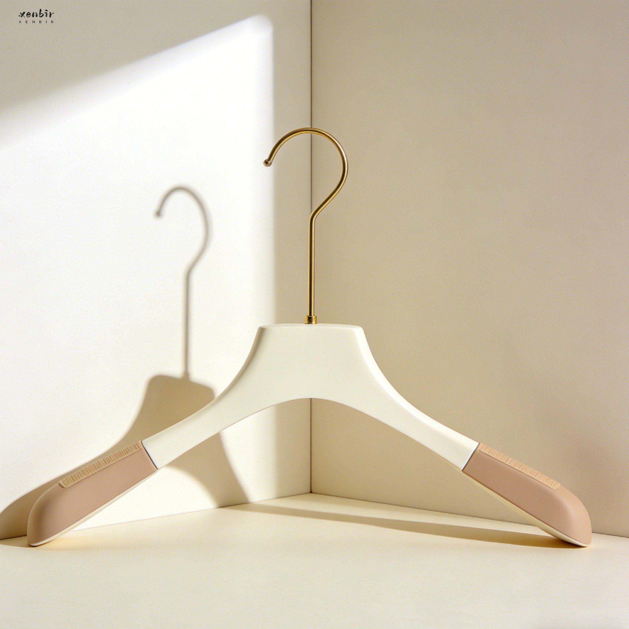 ไม้แขวนเสื้อ (50 ชิ้น)