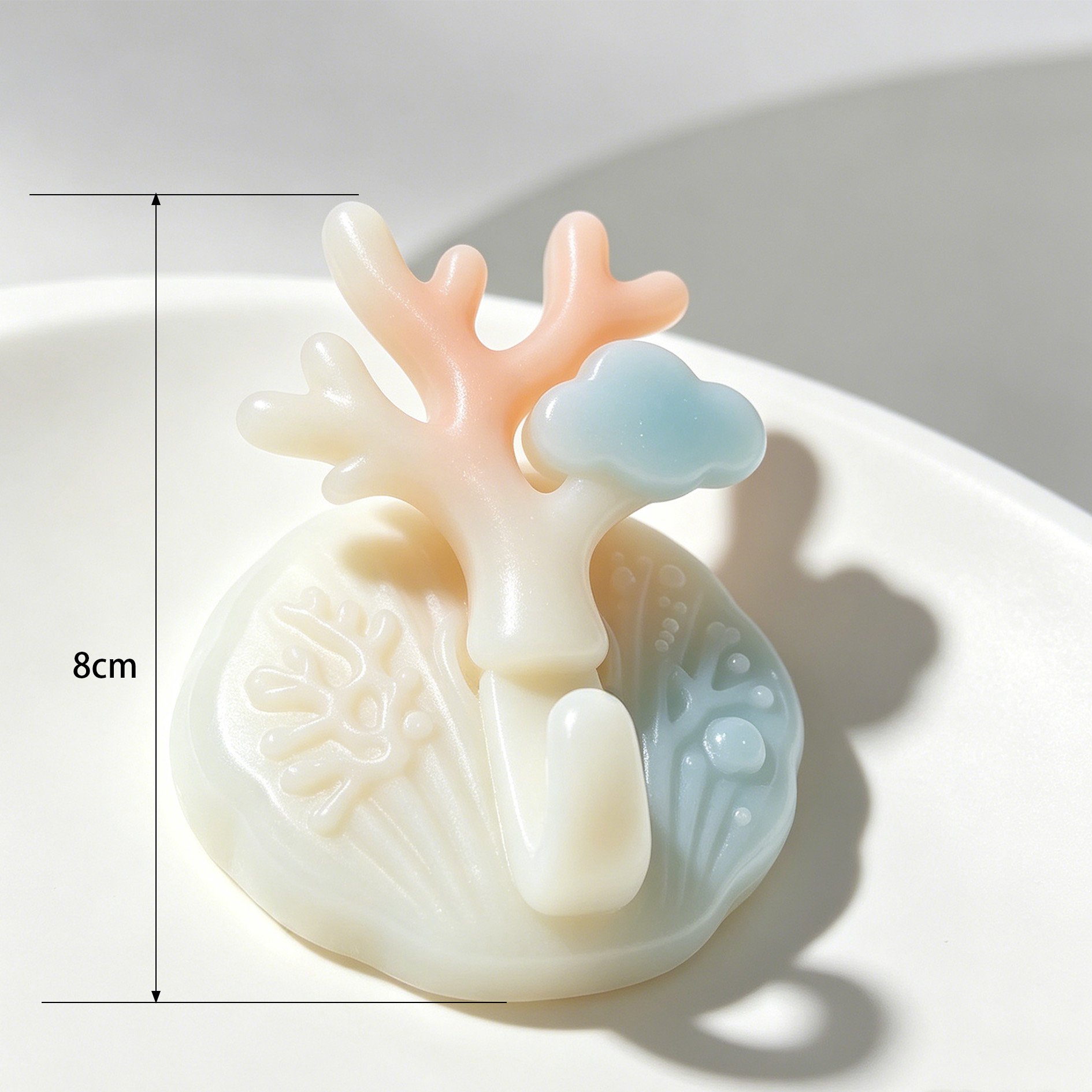 粘着フックでキッチン用品を整理
