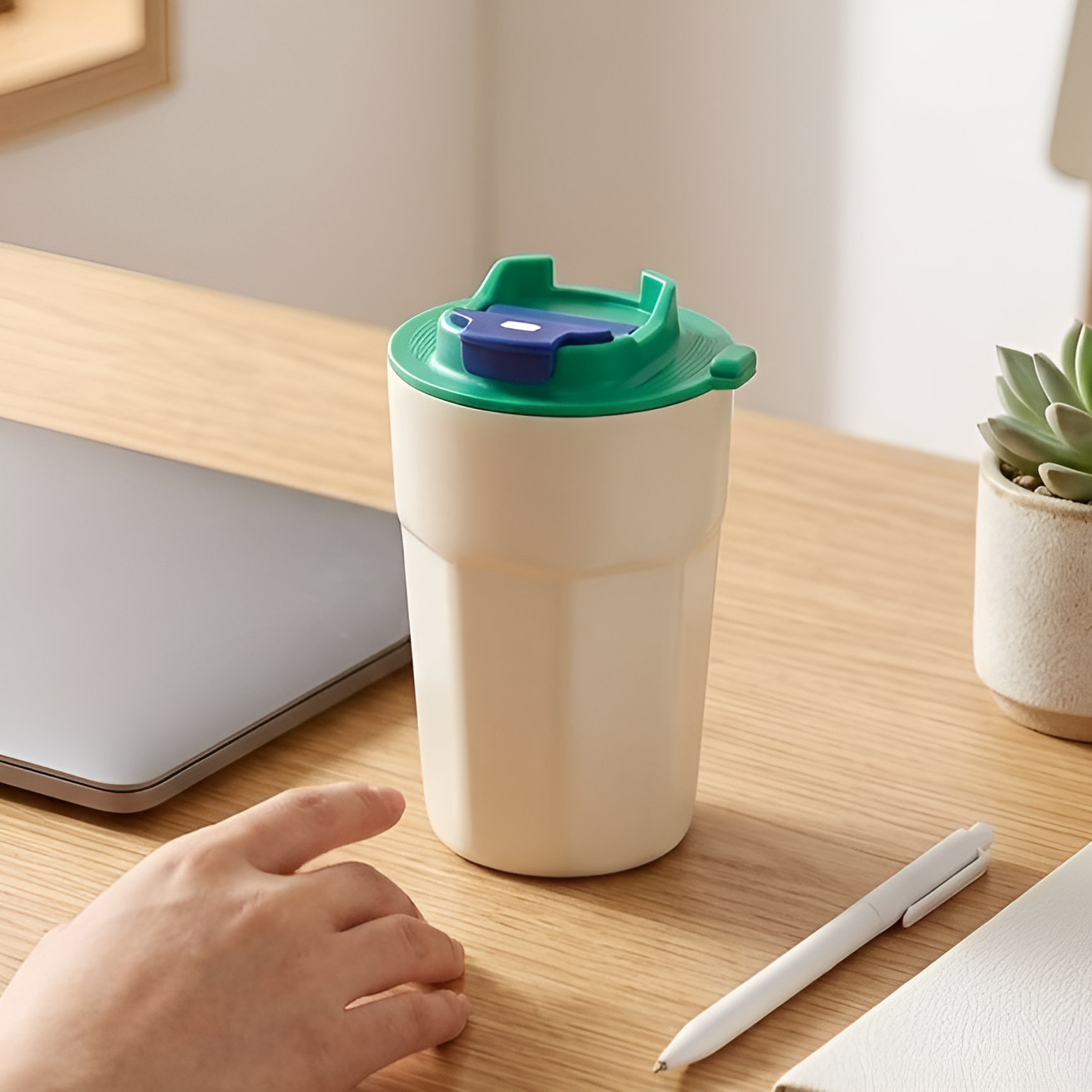 かわいい無地のステンレス製魔法瓶カップ