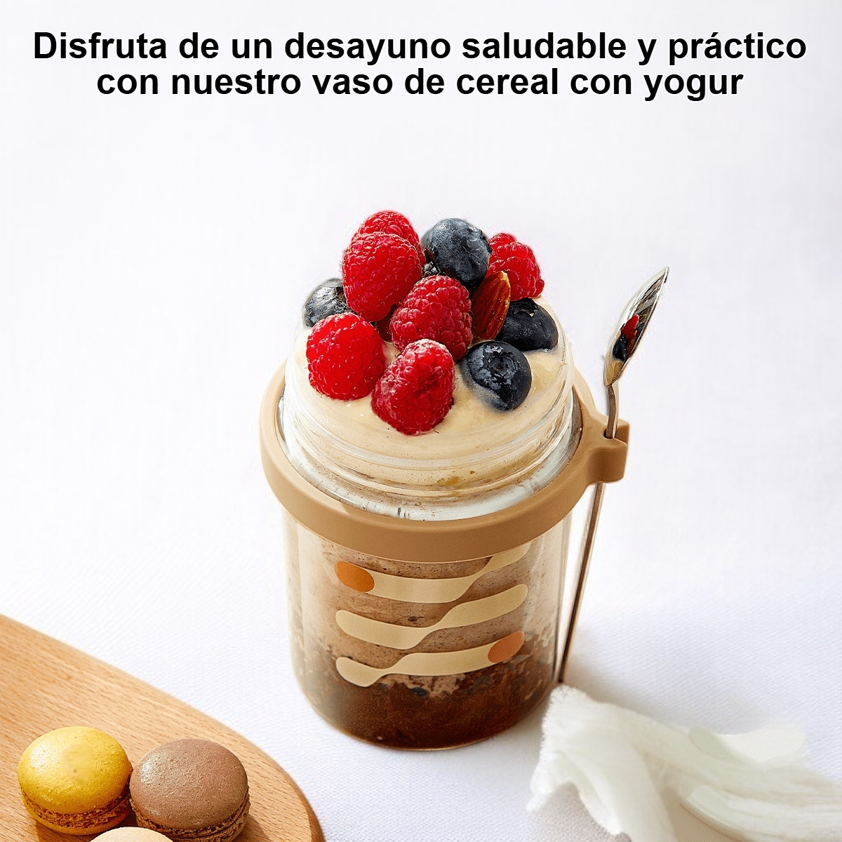 Vaso de cereal con yogur