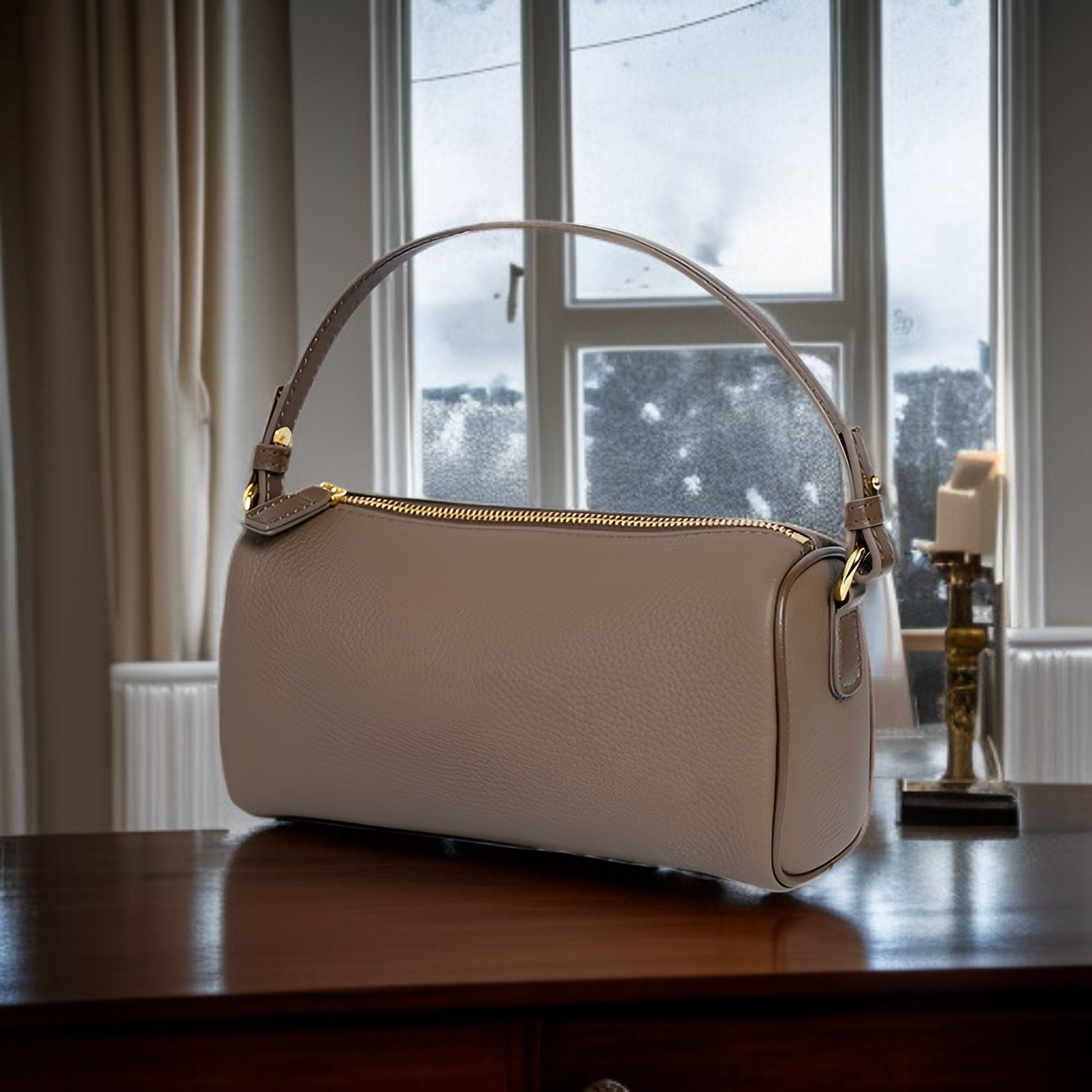 حقيبة يد نسائية من جلد البقر الطبيعي الفاخر