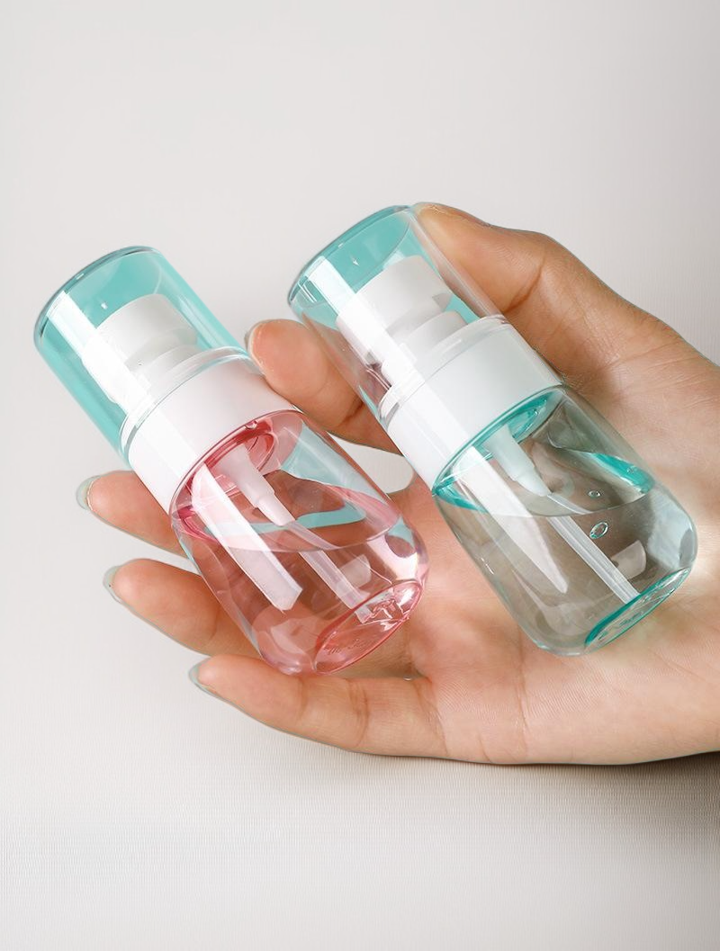 누수 방지 캡이 있는 여행용 리필 병