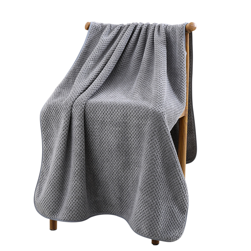 Merbau Large Coral Fleece Bath Towel Quick-drying Absorbent for Adult Swimming Fitness