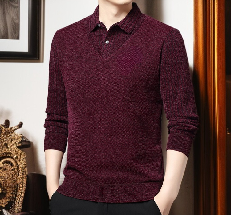 기모 안감 남성 니트 소재 근접 사진