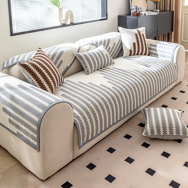 Universal anti-slip mat for sofa cushions